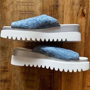 Gabor shoes Denim Blue white Best fitting Platform Slides wedges Sandals NWOT